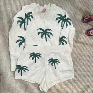 Show me your MuMu! Palm Tree Sweater Set. Size M